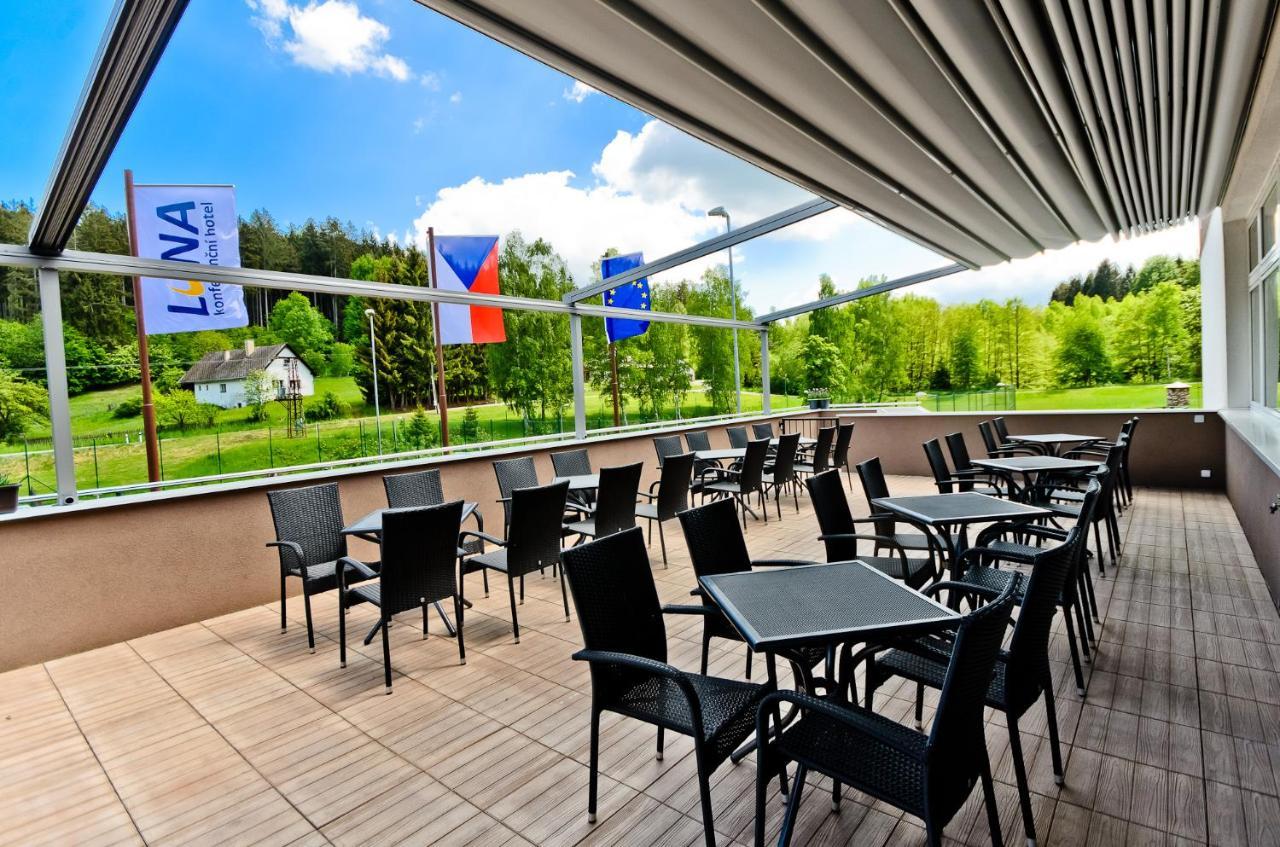 Hotel Resort Luna Ledec nad Sazavou Exterior photo