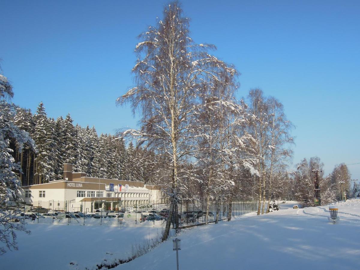 Hotel Resort Luna Ledec nad Sazavou Exterior photo